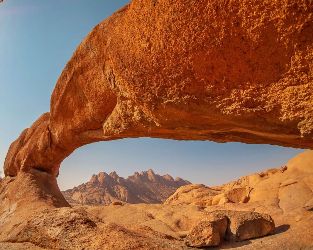 Viaggio in Namibia: guida completa per organizzarlo (itinerari, periodo migliore e consigli) 11 Damaraland Namibia