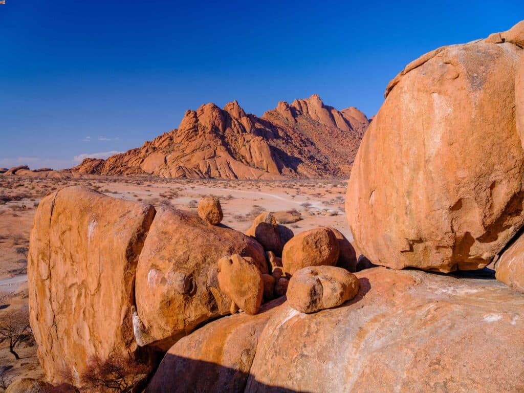 Perché scegliere la Namibia per il tuo viaggio in Africa 3 spitzkoppe namibia