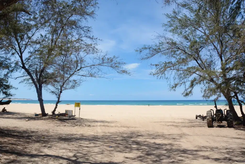 Tofo beach