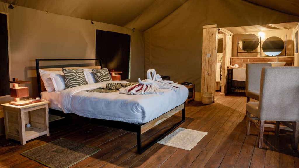 Safari in Africa: perché i costi sono più alti di quanto si immagini 2 baobab tended camp Serengeti