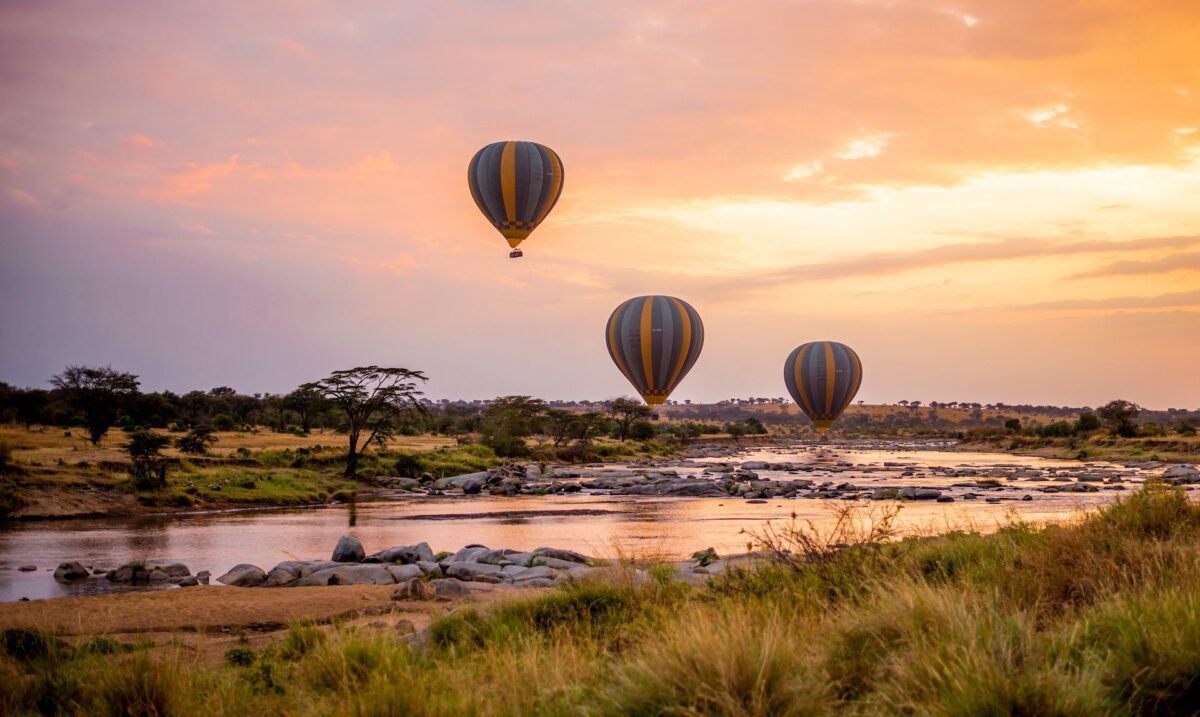 Attività da fare durante un safari in Tanzania: cosa fare oltre il game drive 3 Safari in Mongolfiera nel Serengeti